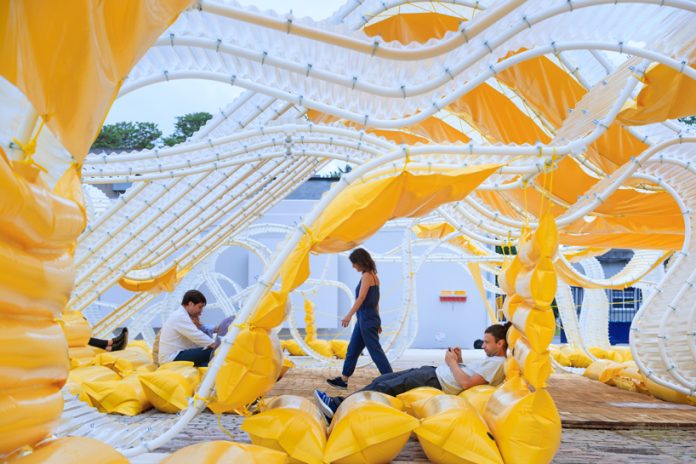 selgascano-pavilion-martell-cognac-designboom-04